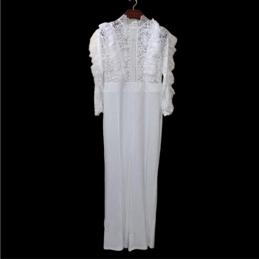 Fashion Nova White Laced Mock Neck Jumpsuit: Size 2X - Picture 6 of 9